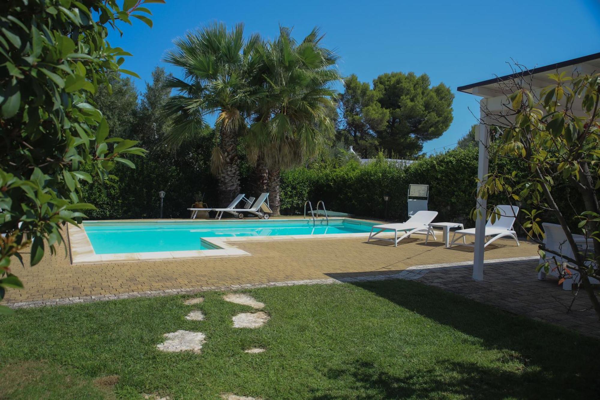 Villa Arisa With Pool セルヴァ・ディ・ファザーノ エクステリア 写真